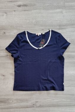 Levi's Navy Short Sleeve V-Neck Top with White Trim